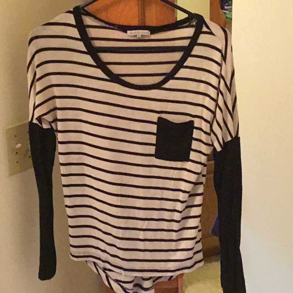 Long sleeve tee